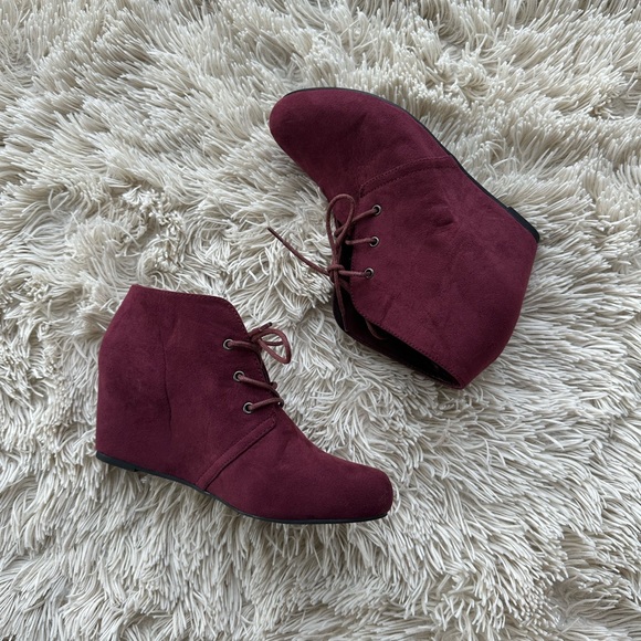 CUPCAKE Wedges - Picture 2 of 2